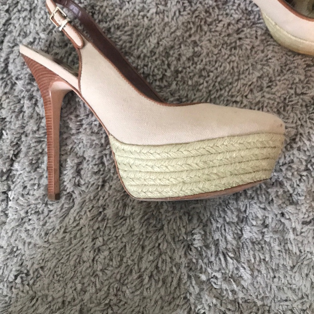 Shoes - Picture 2 of 4